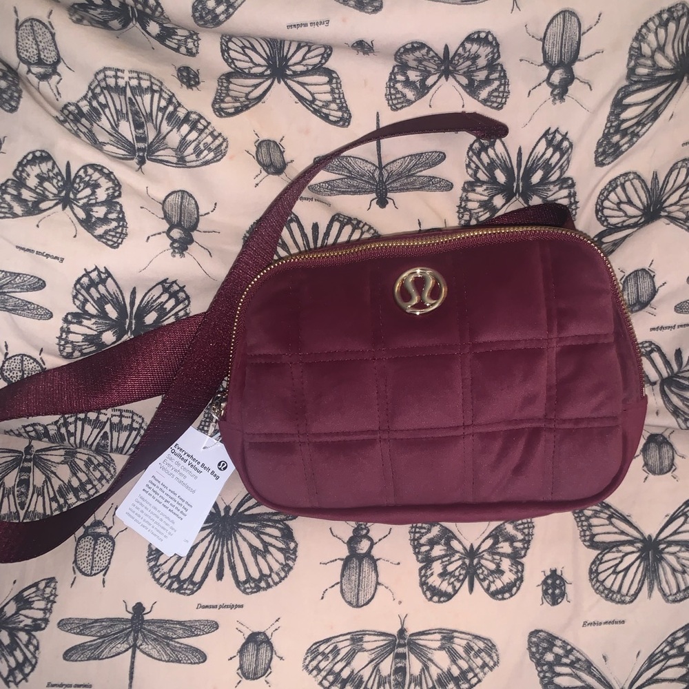 lululemon velour belt bag